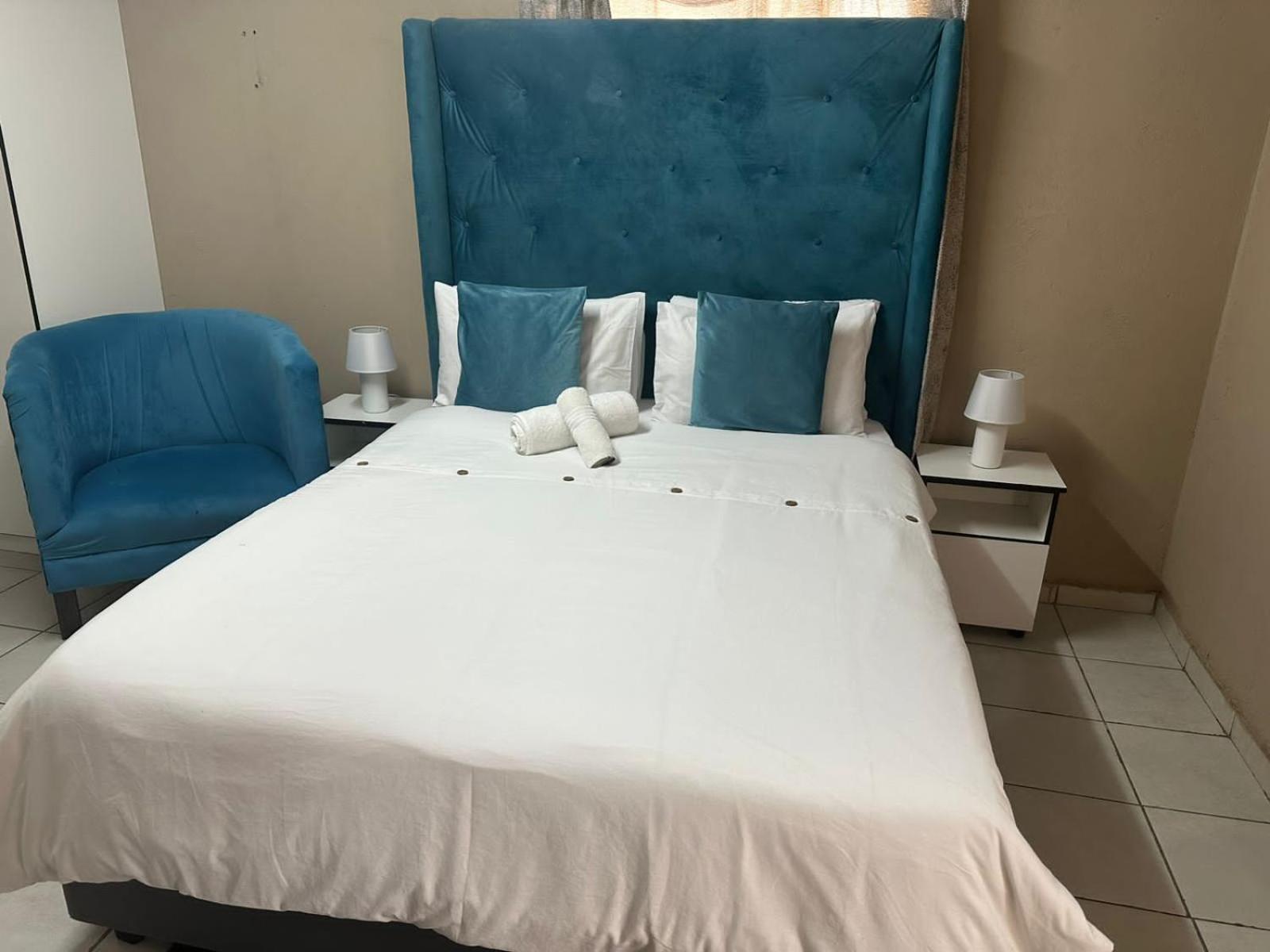 Super Classic Guest House Pretoria Bagian luar foto