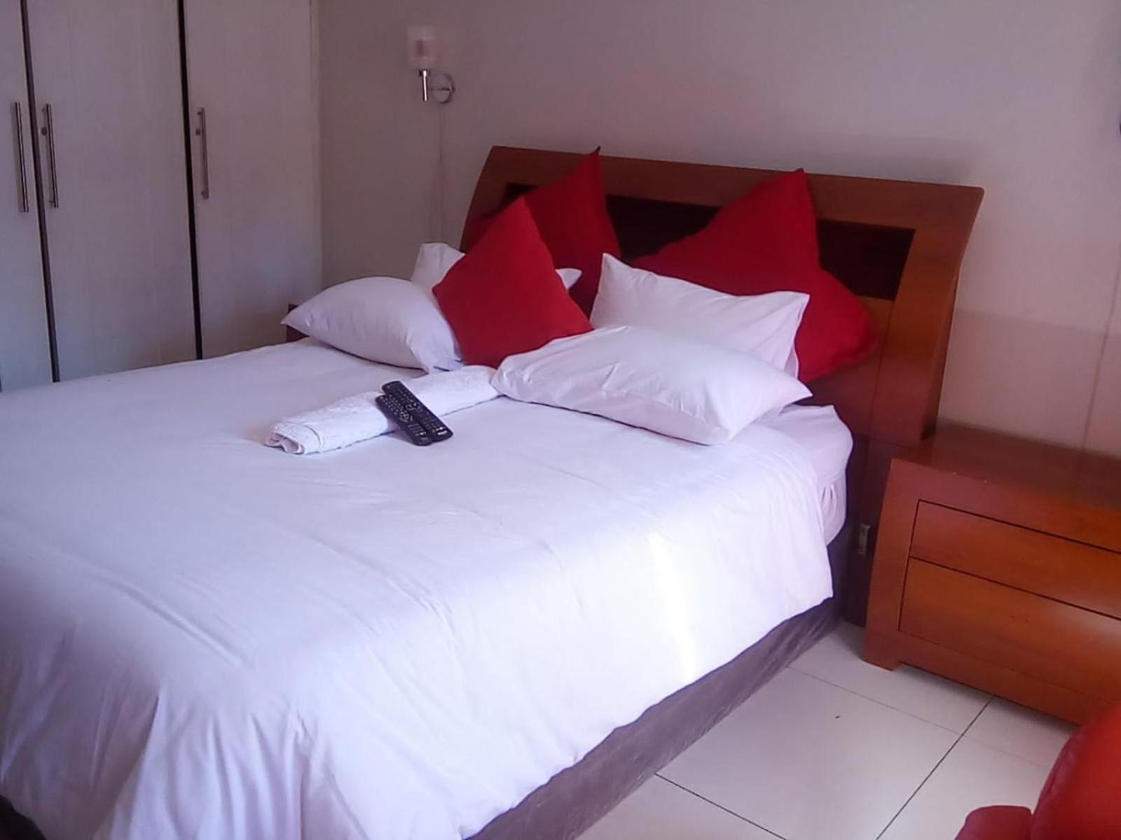 Super Classic Guest House Pretoria Bagian luar foto