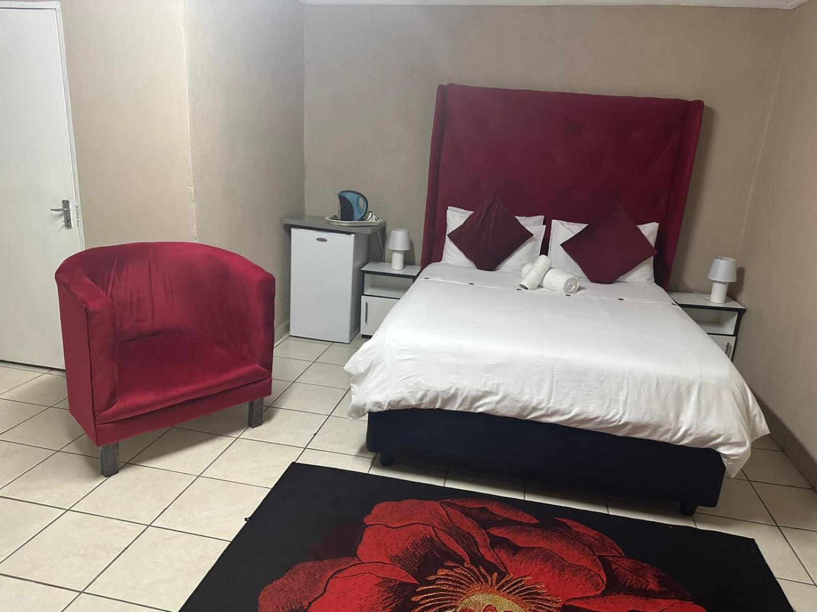 Super Classic Guest House Pretoria Bagian luar foto